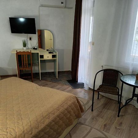 Къща за гости Алкор Hotel Обзор Екстериор снимка