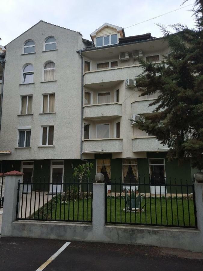 Къща за гости Алкор Hotel Обзор Екстериор снимка